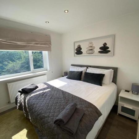 Quiet North London - 2 X Double Bedrooms - Close To Station And 20Mins Central London Totteridge Екстер'єр фото