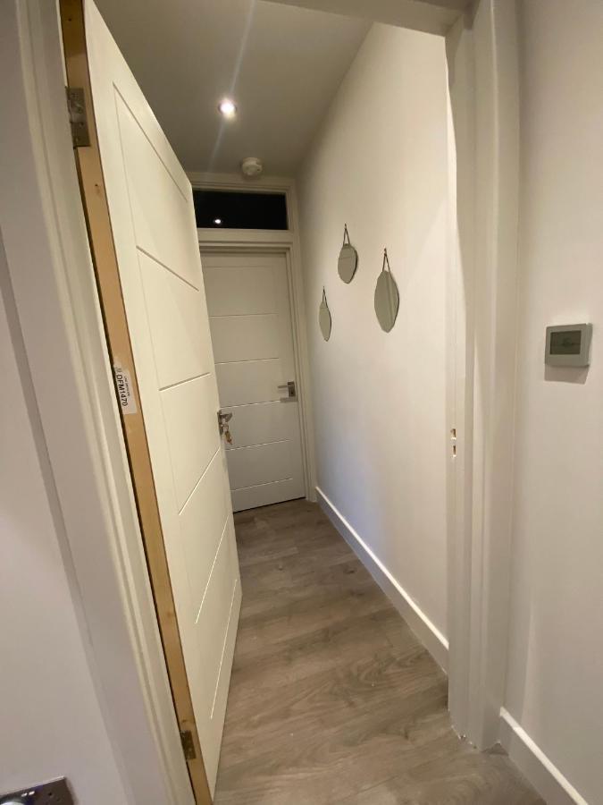Quiet North London - 2 X Double Bedrooms - Close To Station And 20Mins Central London Totteridge Екстер'єр фото