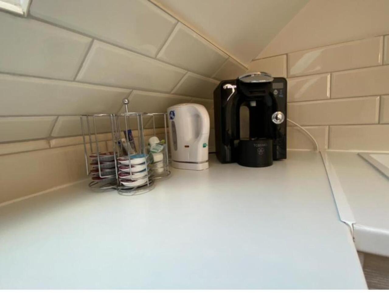 Quiet North London - 2 X Double Bedrooms - Close To Station And 20Mins Central London Totteridge Екстер'єр фото